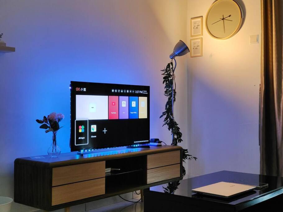 Apartment A0803 Platino Walking Paradigmmall Tvbox By